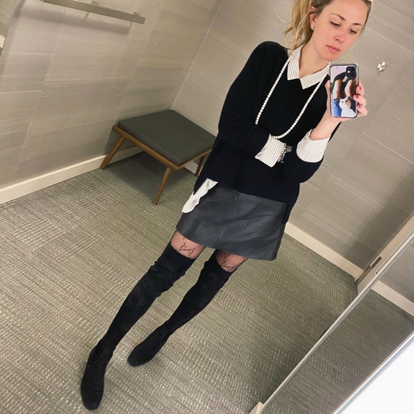 Meet your Posher, Jillian - Picture 2 of 3